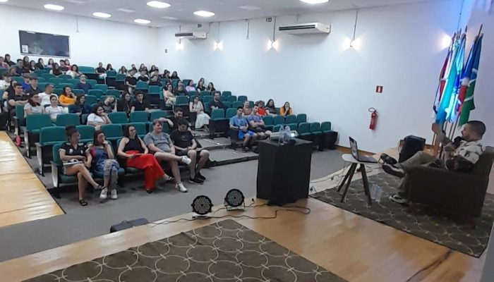 Palestra com professor convidado Dr. Thiago Cavalcante dos Santos