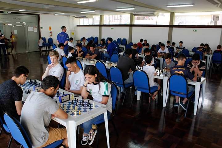 Xadrez humano é realizado no campus de Acaraú — Instituto Federal