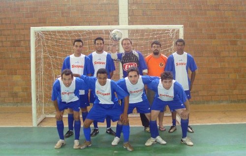 Time de Futsal do Campus Ivaiporã conquista medalha no JIF