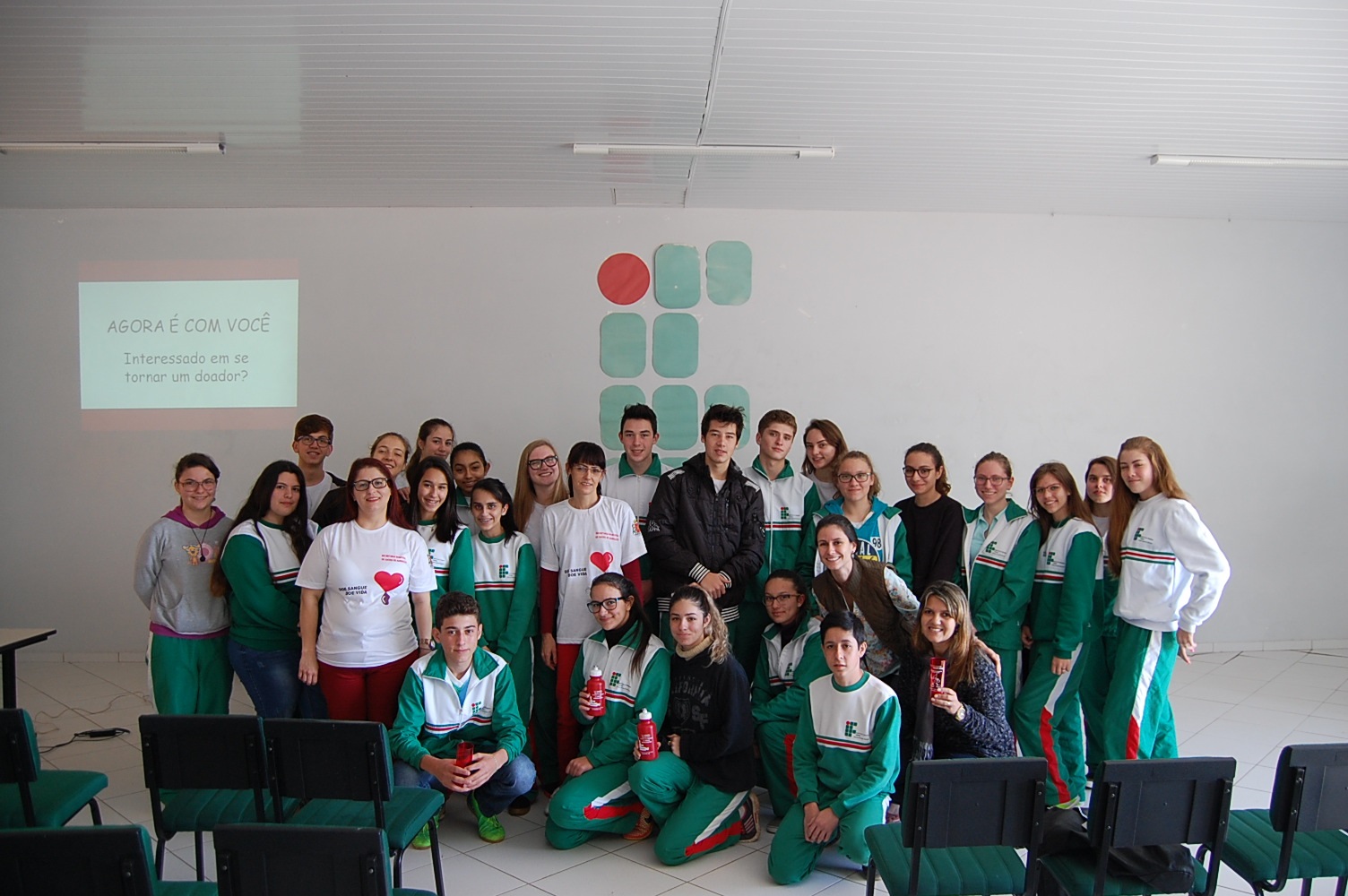 Campus Barracão realiza palestra sobre doação de sangue