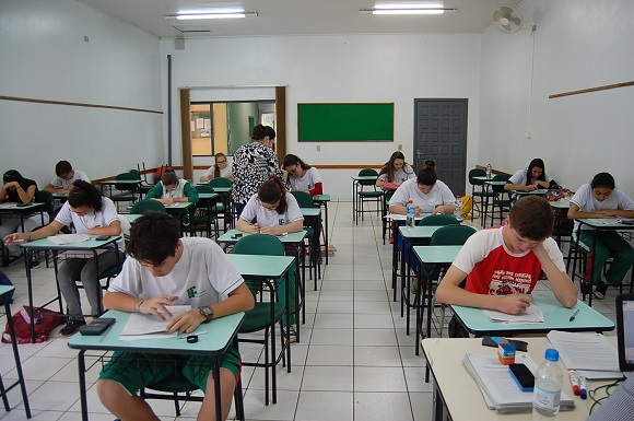 Campus Avançado Barracão promove simulado para seus estudantes
