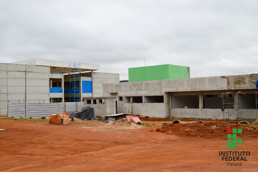 Obras do futuro bloco didático do Campus Jaguariaíva